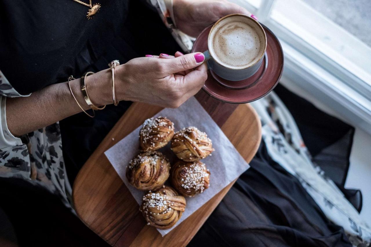 Radisson Collection, Strand Hotel, Stockholm Exterior photo Coffee and Swedish saffron buns